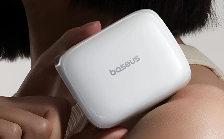 Представлена компактная GaN-зарядка Retractable Cable Charger 67W 3C 2 1c8d0168f5