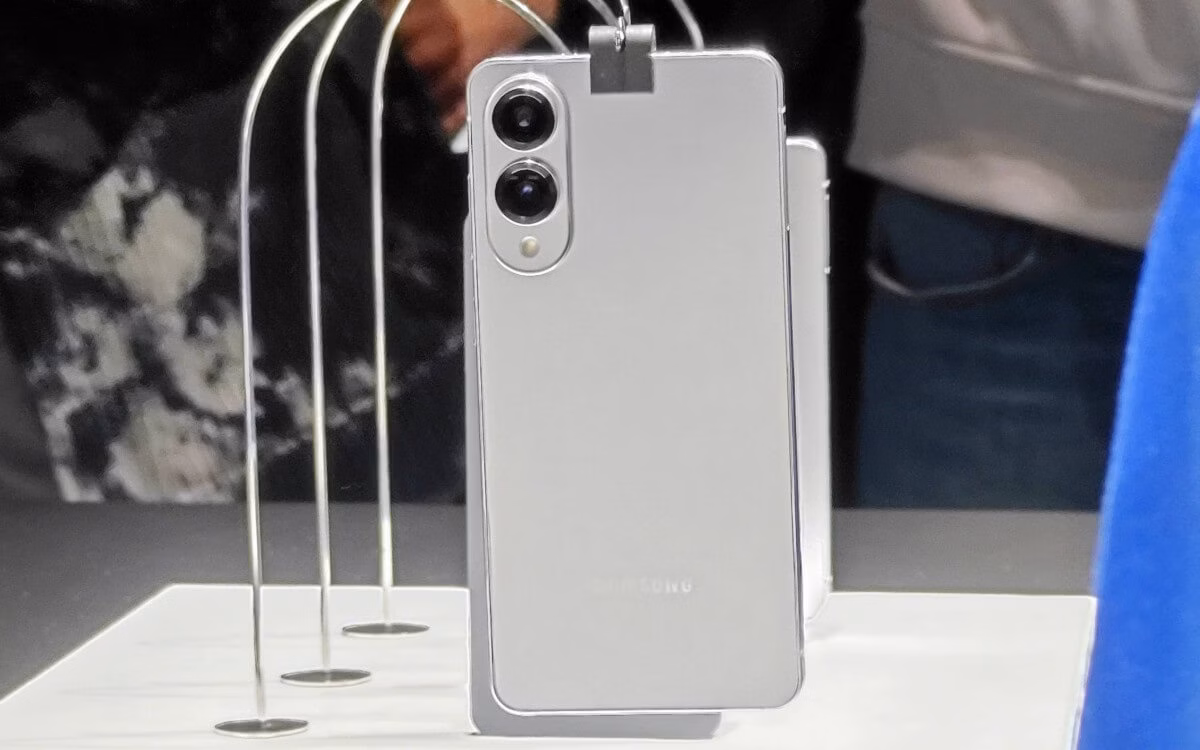 Промо-материалы Galaxy S25 Edge утекли в сеть перед запуском 13 мая 2 347376185260090
