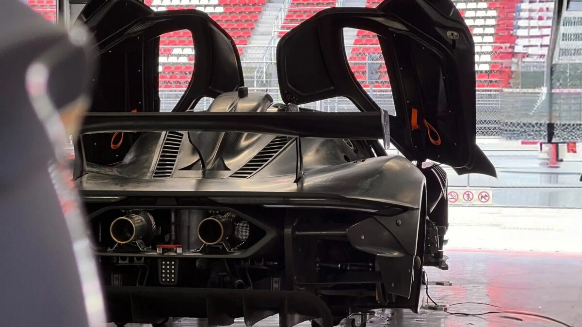 Спорткар Rossa дебютирует в Европе: Русинов и Гутак выступят в Портимане 16 373d1deda4484b9f5d81509fb6b84e3ce702d528.jpeg