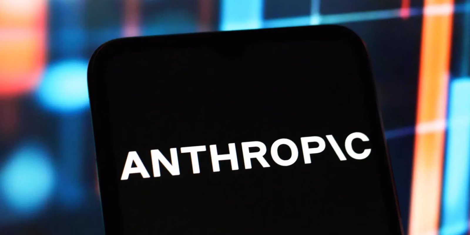Глава Anthropic предупредил: искусственный интеллект уничтожит половину белых воротничков 1 anthropic whistleblower business 2215435805.jpg