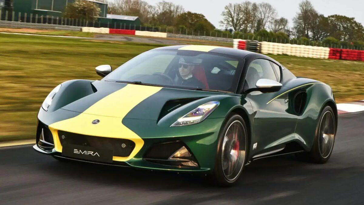 Lotus представил юбилейный Emira в честь Джима Кларка — только 60 экземпляров 6 aqabxz2vqxrvai7dtinkvuw3a3aofyuxijk39mtjebzhvldqmrhe1ocmkakqaji0kvnpasb az88oylsqhgf4ov3jmc