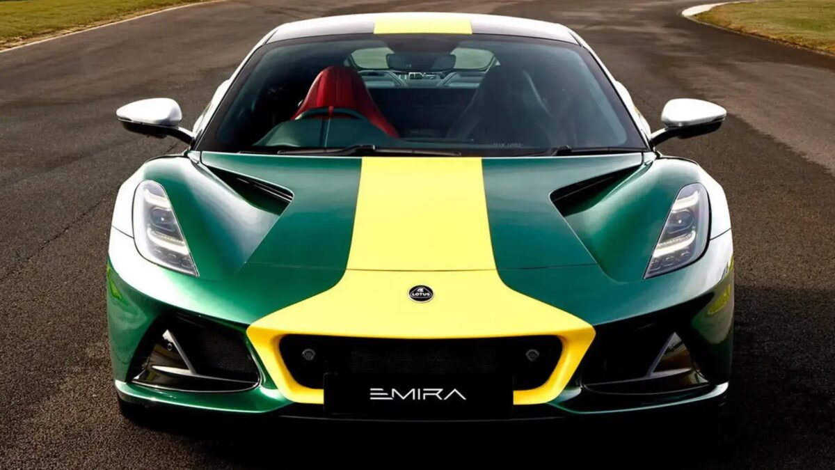 Lotus представил юбилейный Emira в честь Джима Кларка — только 60 экземпляров 9