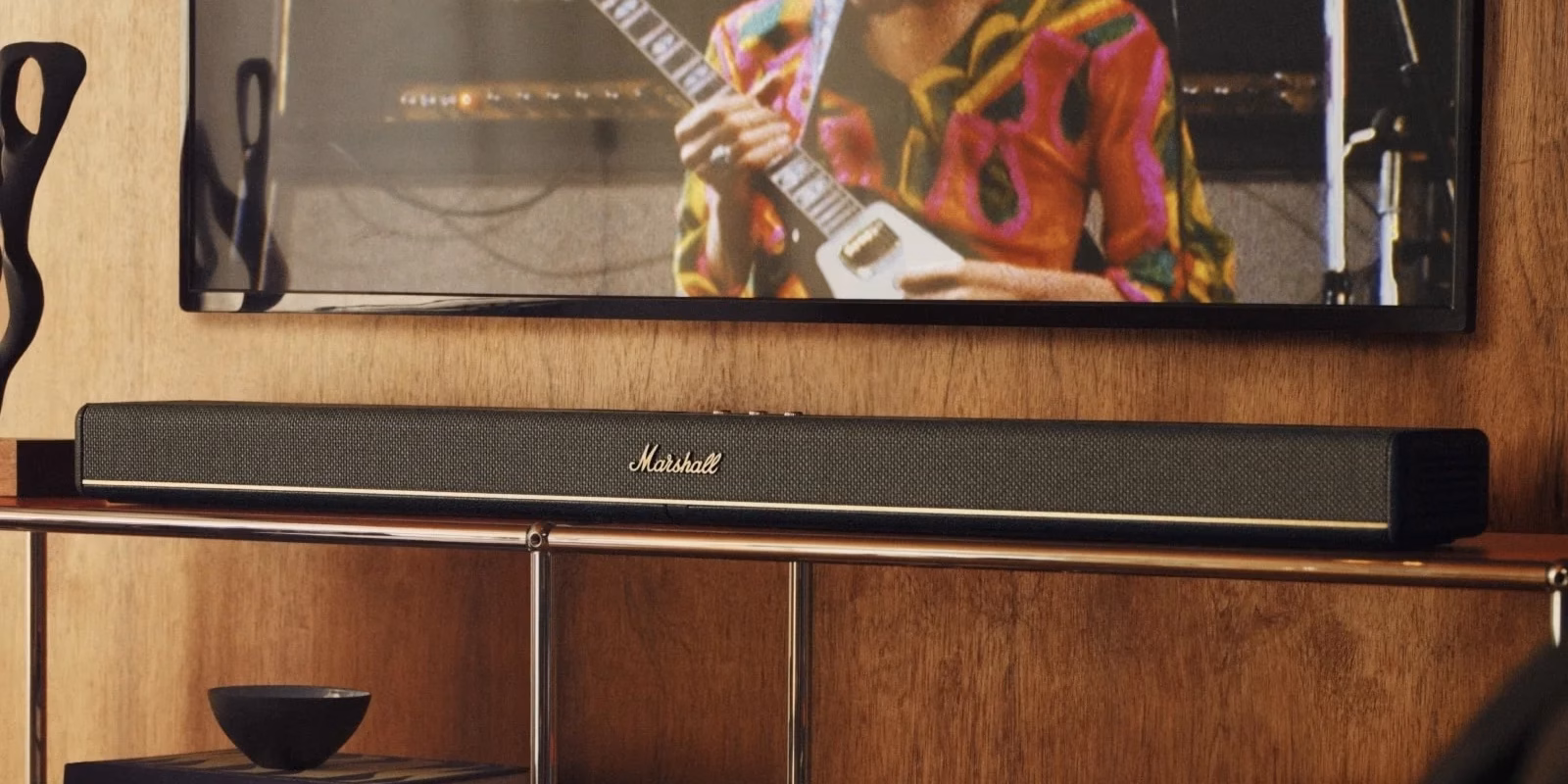 Marshall показал свой первый саундбар Heston 120 с мощным звуком Marshall показал свой первый саундбар Heston 120 с мощным звуком