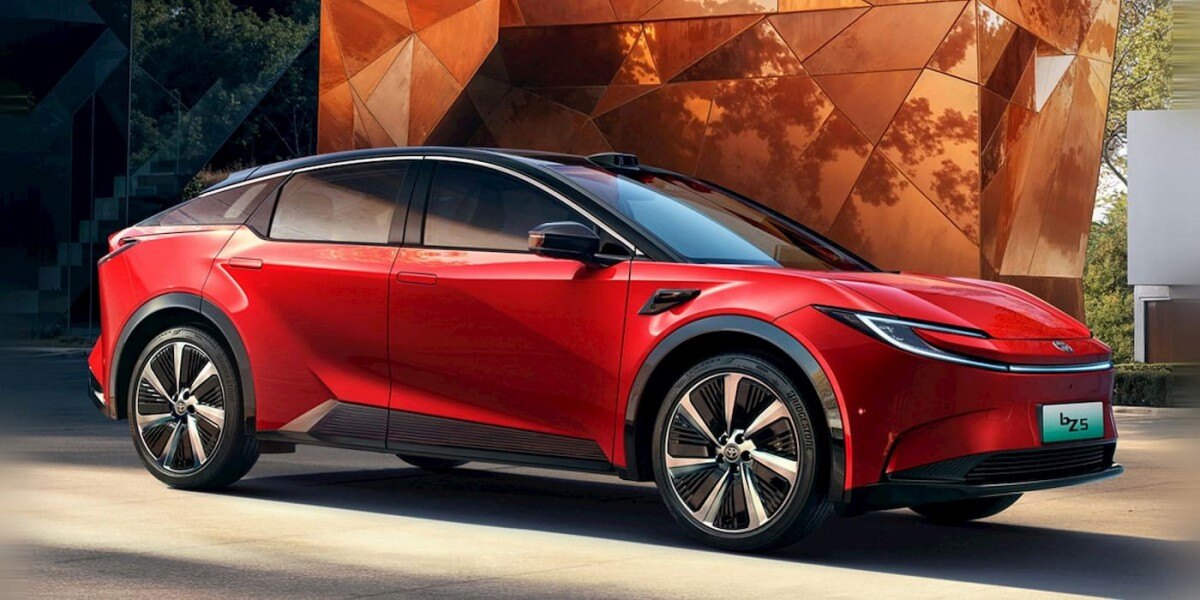 Toyota bZ5