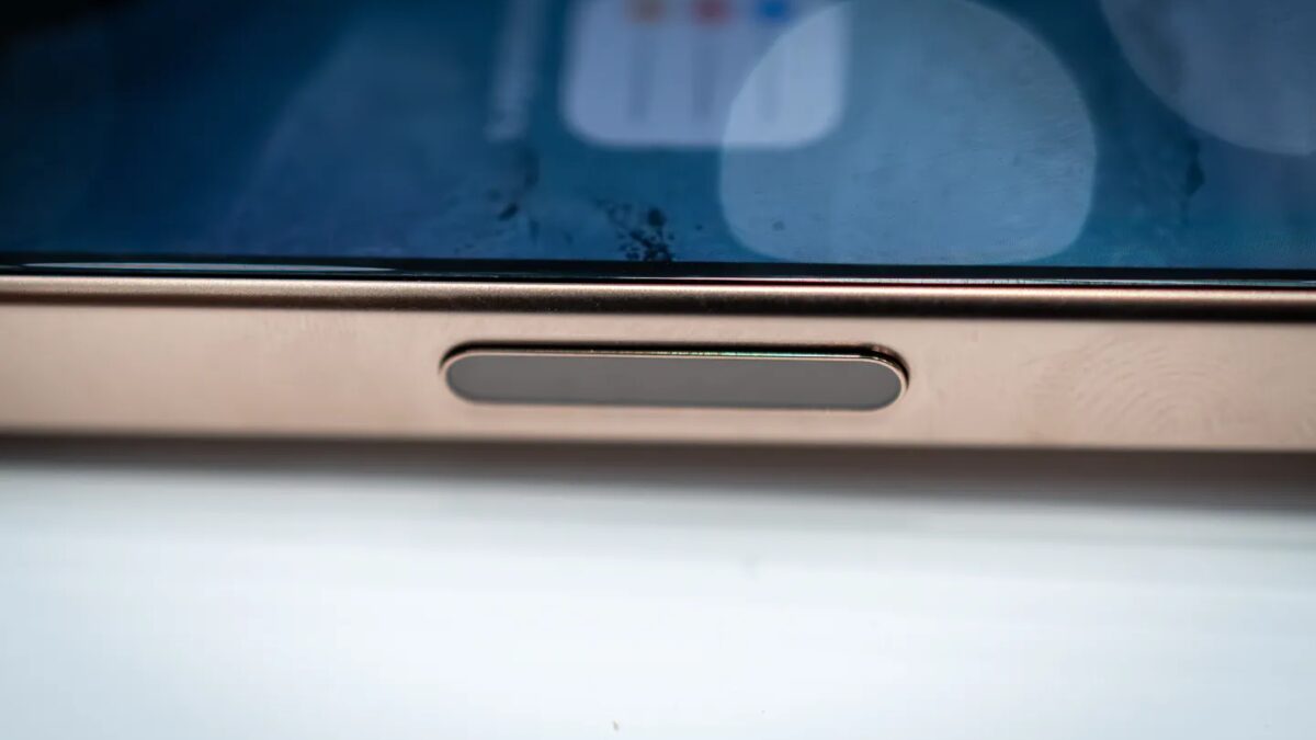 Apple может выпустить «полностью стеклянный» iPhone в 2027 году 1 dsc 3108 enhanced nr.jpg