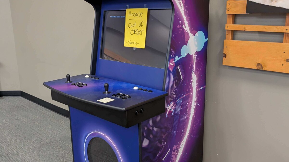 Intel показала аркадный автомат ARCade с GPU Arc A770, но он не работает 4 grapxamxuaadh h scaled