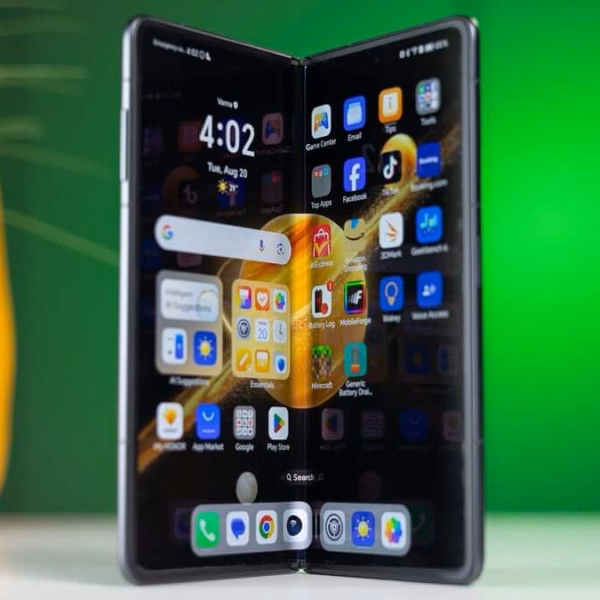 honor magic v5 rumor hints at a spec that could outlast every foldable rival.webp