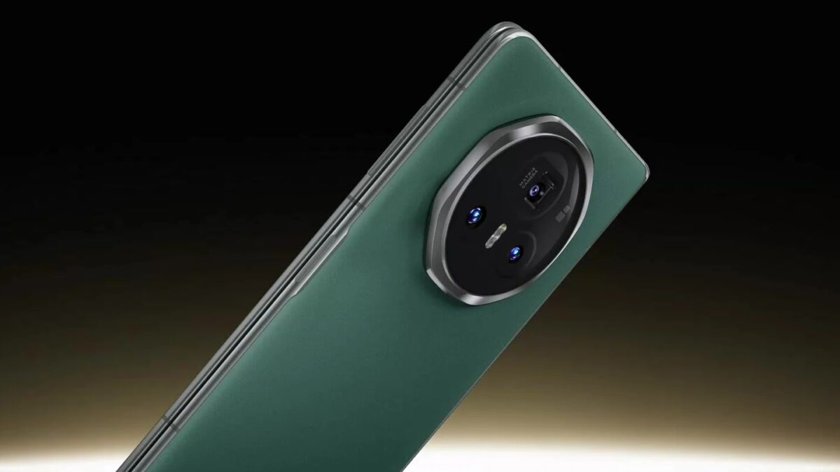 Honor Magic V5 анонсируют в июне — это будет самый тонкий и лёгкий складной смартфон 4 honor magic v3 1743755155368.jpg