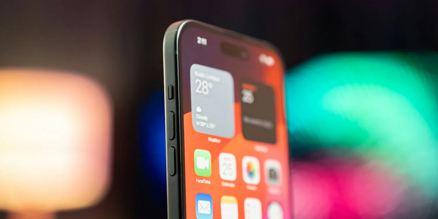 В США обеспокоены ИИ-сотрудничеством Apple с Alibaba 1 iphone discounts in china.jpg