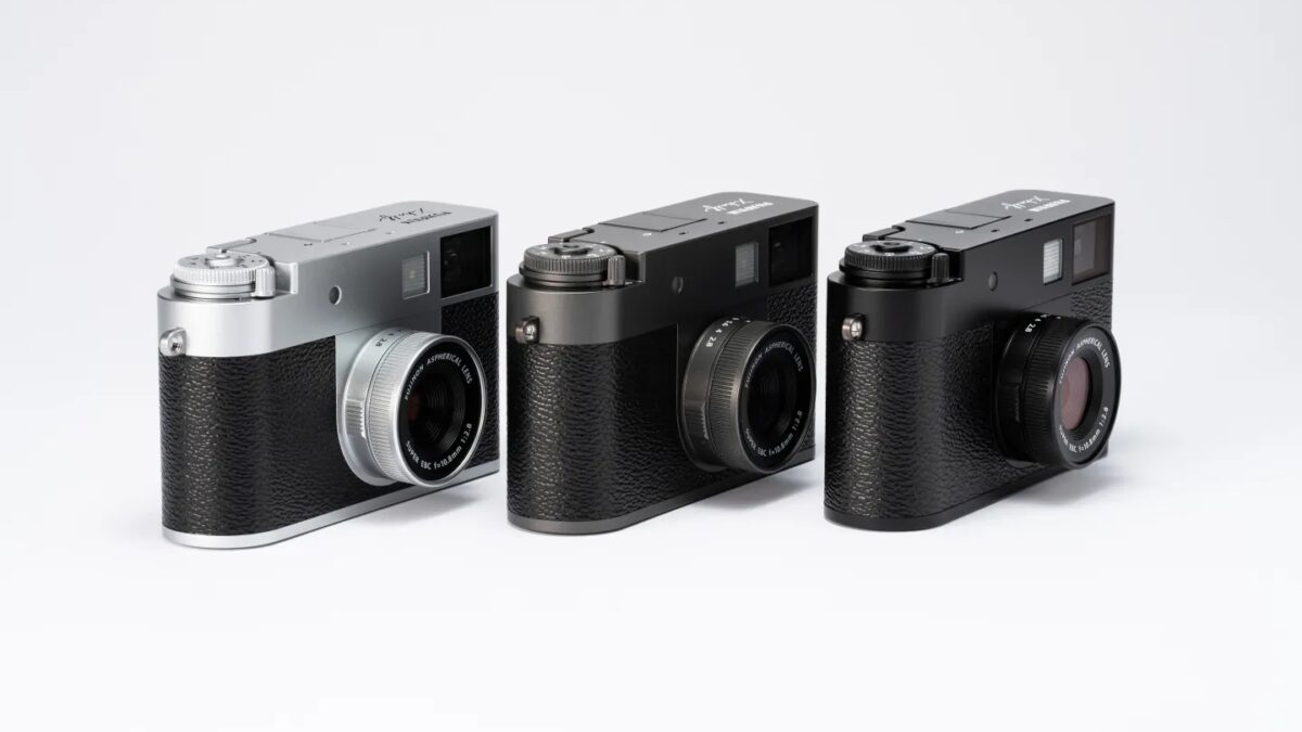 kv x half white back 11.jpg