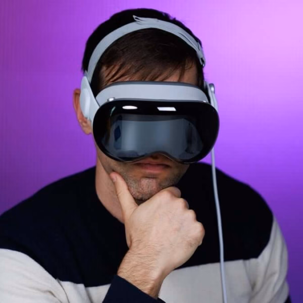 report notes that excitement over vision pro purchases soon turned to regret.webp