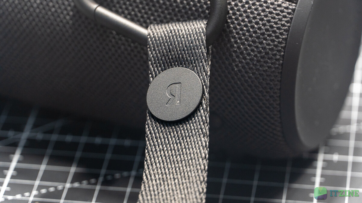 Яндекс Станция Стрит – обзор первой портативной умной колонки с Алисой 41 yandex station street itzine.ru 20