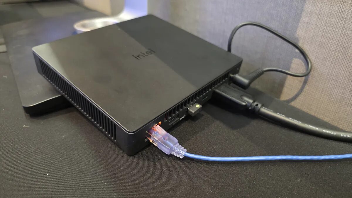 Computex 2025: Intel показала процессоры Panther Lake — старт продаж в начале 2026 года 13 ywbvchyd6b8ts4vvu5yefz 1200 80.jpg