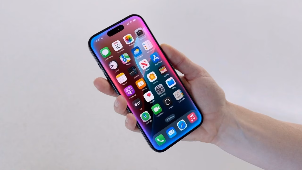 Акционеры Apple подали иск из-за задержек с ИИ 1 60285 123907 000 lead new siri