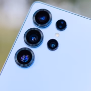 Слух: Samsung не увеличит батарею в Galaxy S26 Ultra