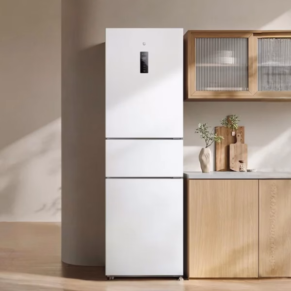 Xiaomi представила умный холодильник Mijia 271L с тремя дверцами