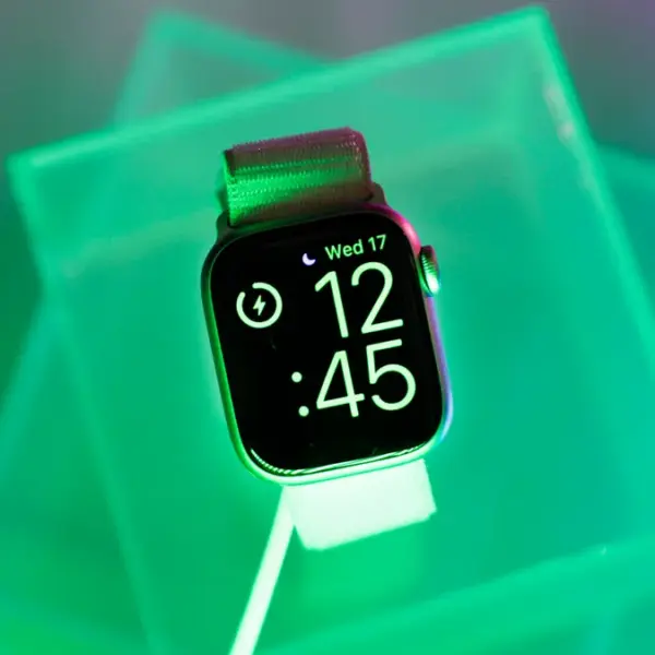 apple watch series 9 9205.jpg