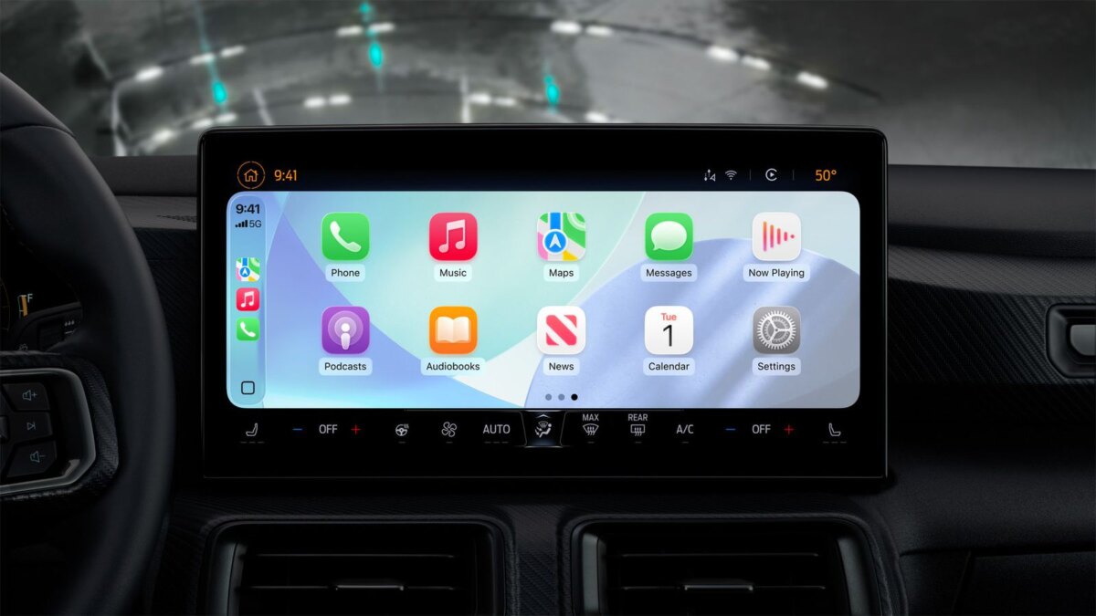 carplay liquid glass light