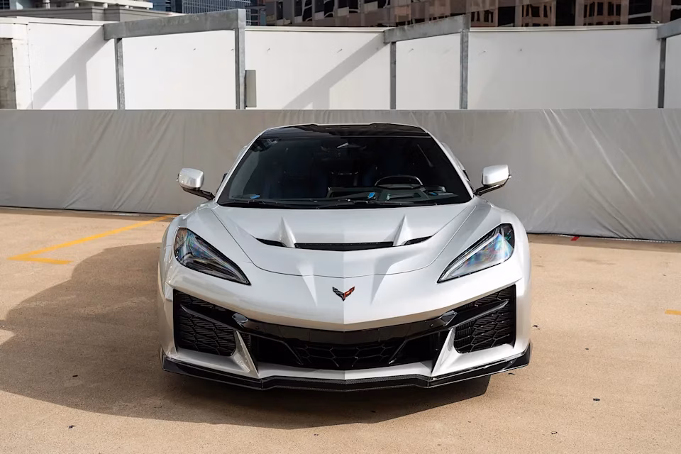 Chevrolet анонсировала Corvette ZR1X с мощностью 1250 л/с 4 eb413610 4ab9 11f0 bfe5 7f74eb754a4c
