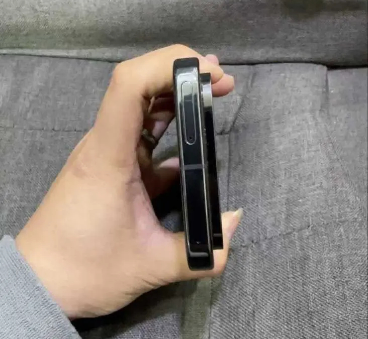 В сети появились снимки прототипа Google Pixel 10 Pro и ключевые характеристики 18 google pixel 10 pro prototype live shot 4