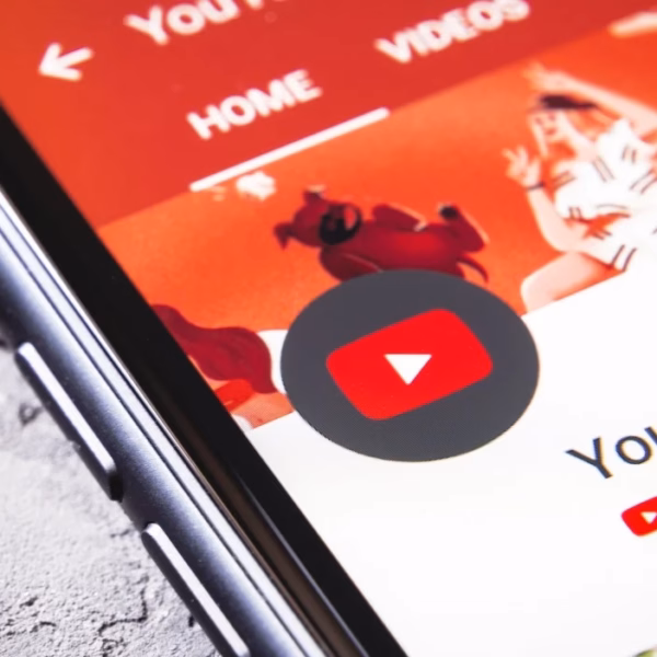 YouTube смягчил правила модерации без публичного анонса