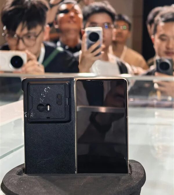 honor magic v5 showcased in a protective shell 1 1