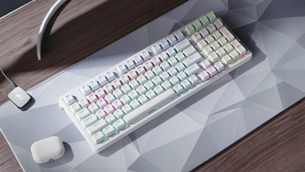 Lenovo представила механическую клавиатуру Aurora GK10 2 img 5344