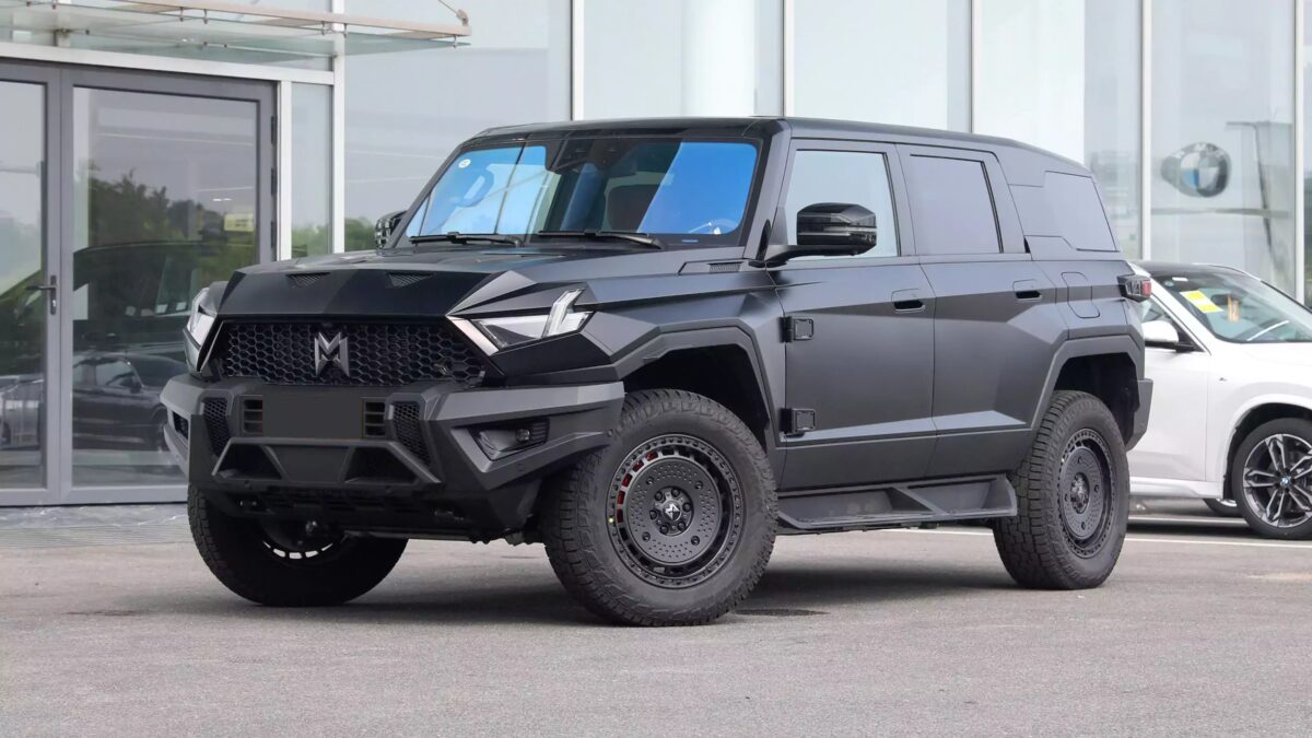 m hero 917 ev 2023 appearance 1