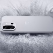 OnePlus 15