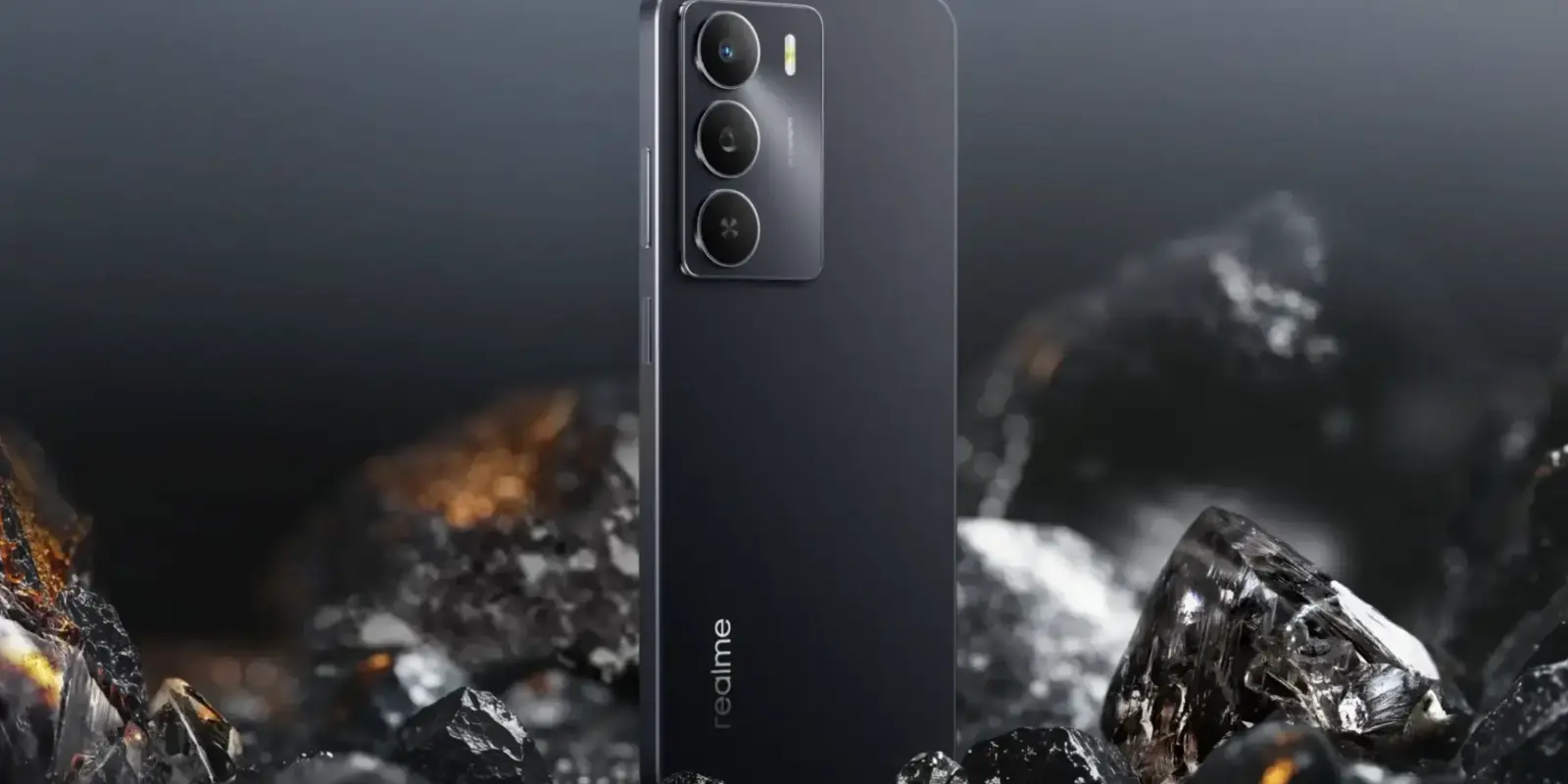 Realme C73