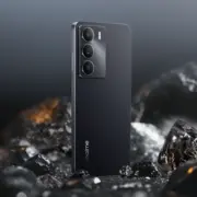 Realme C73
