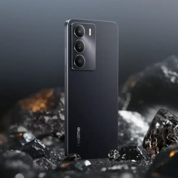 Realme C73
