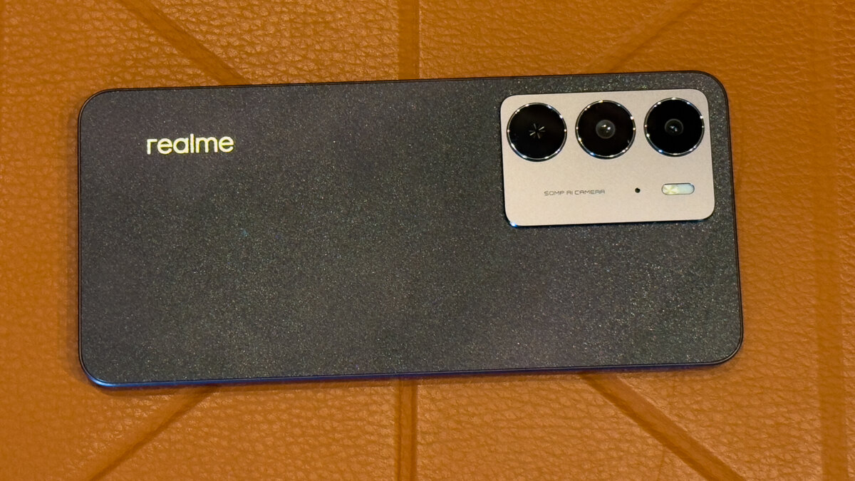 Обзор Realme C75: недорогой «народный» смартфон с защитой как у флагманов 56 realme c75 itzine.ru 14
