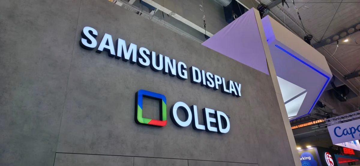 Apple может использовать LTPO3 OLED-дисплеи от Samsung в iPhone 19 Air 2 iPhone 19