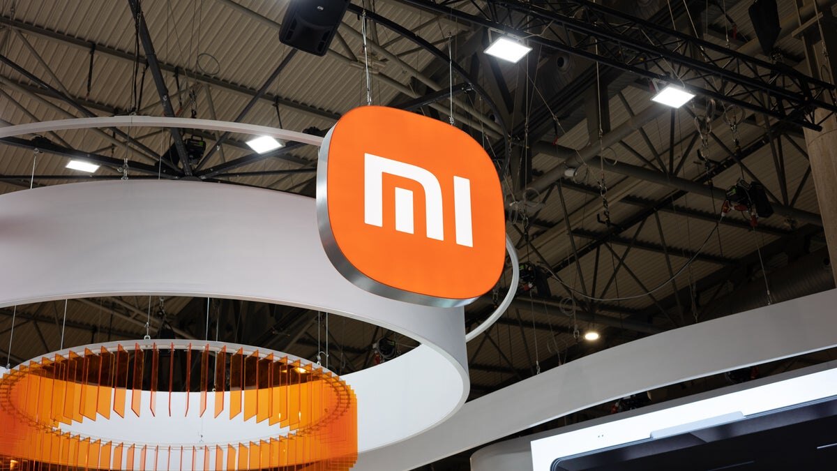 Xiaomi представит складной смартфон Mix Flip 2 в июне 2 samsung galaxy z flip 7s main competitor is set to arrive this month.webp