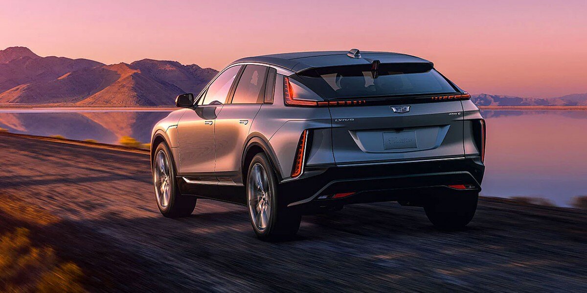 Cadillac Lyriq 2026 получил стандартную систему Super Cruise и новую линейку комплектаций 4 Cadillac Lyriq 2026