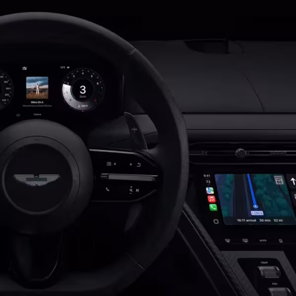 audi mercedes and other car–makers reject carplay ultra as they seek revenue opportunities.jpg