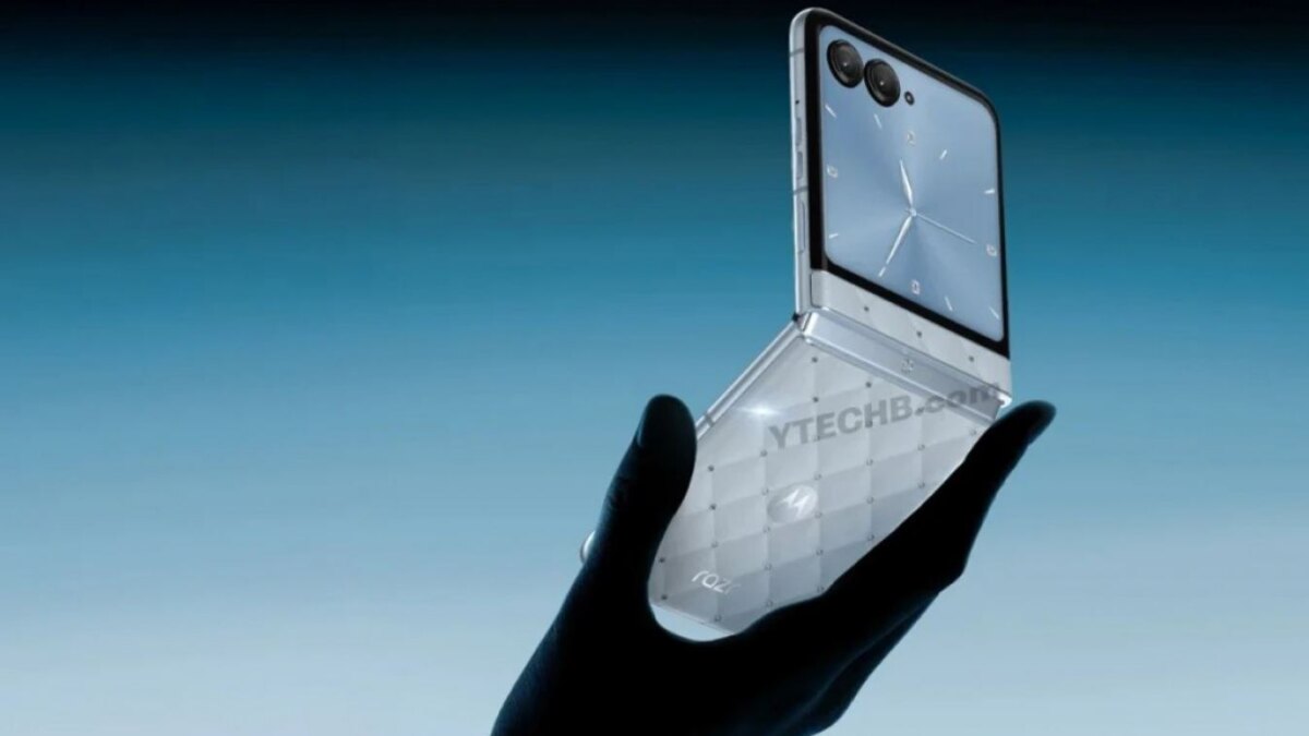 Motorola's Swarovski-clad Razr