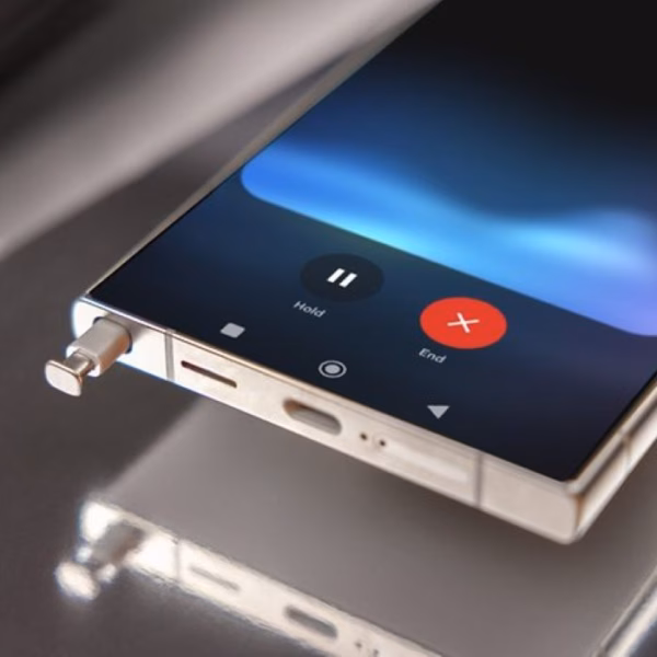 samsung galaxy s24 ultra with the gemini live ai w810h462