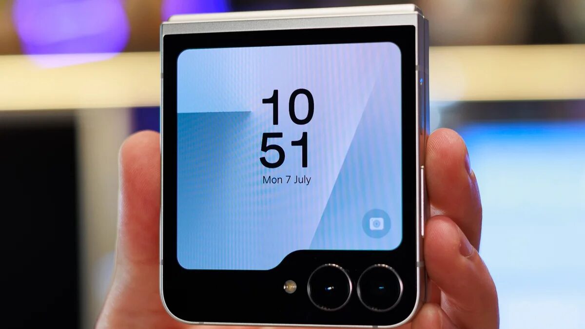 Samsung показал Galaxy Z Flip 7 FE с чипом Exynos 2400 — первый складной FE 6 samsung just launched the brand new galaxy z flip 7 fe 1