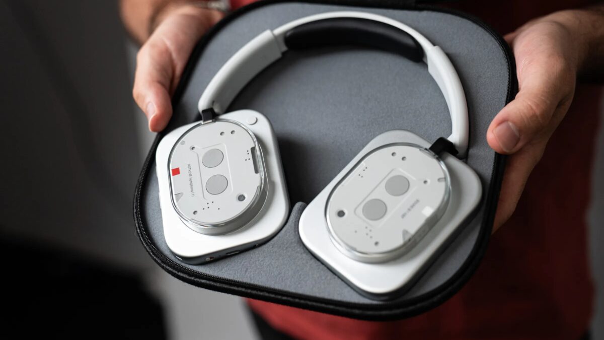 257832 nothing headphones ogrove 0003.jpg