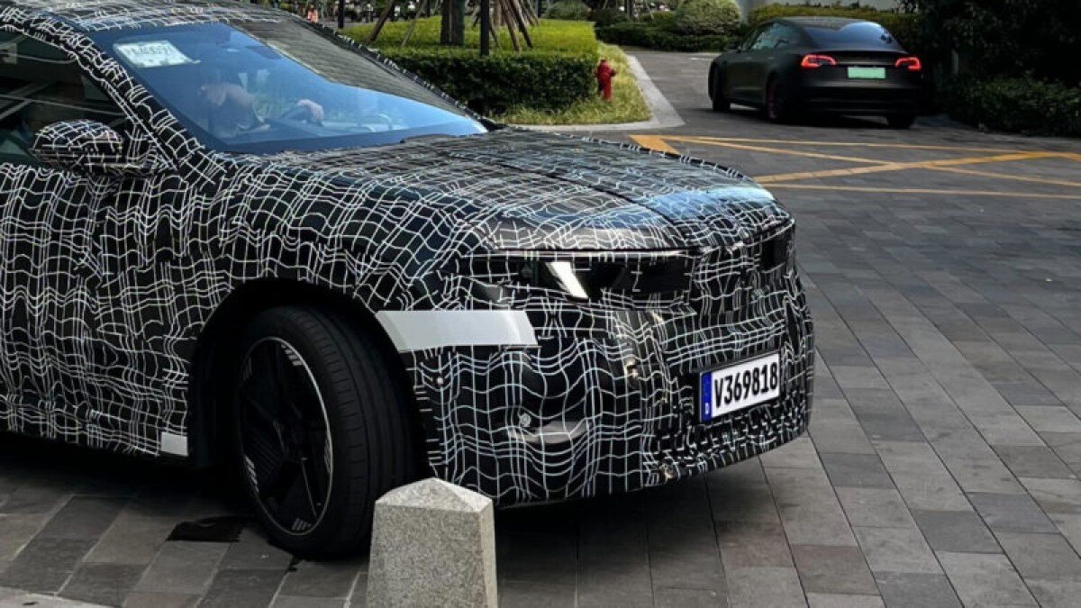 Новый электрический внедорожник BMW iX3 замечен на улицах Шанхая 4 arenaev 002 1