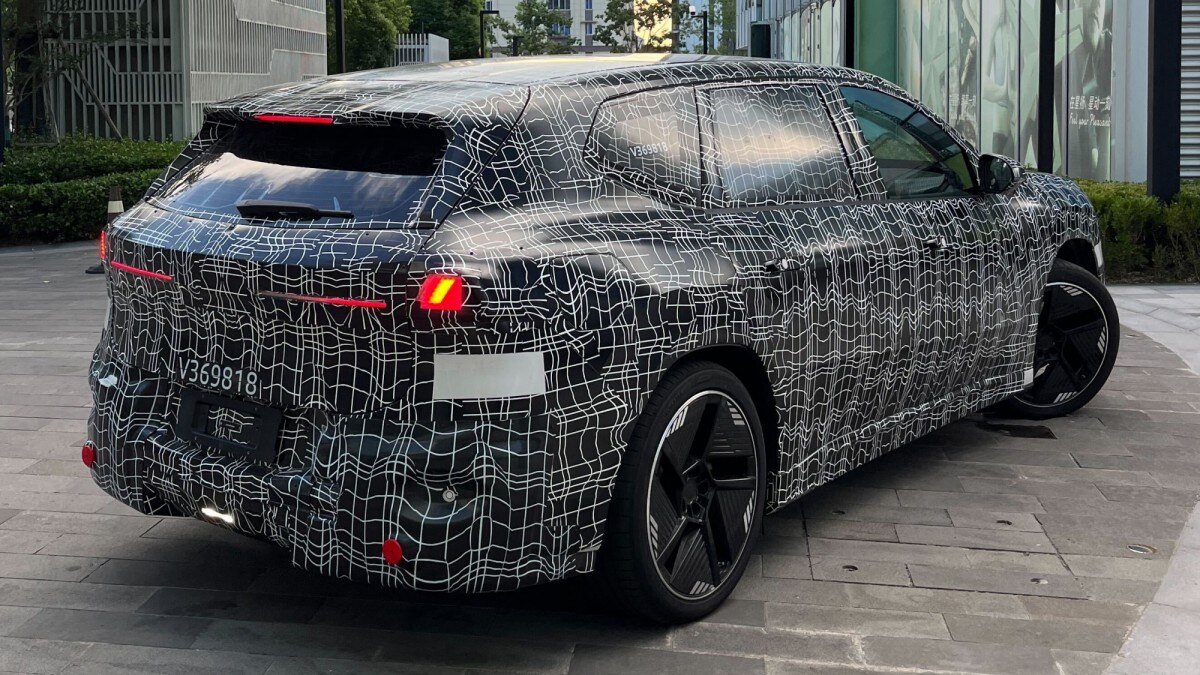 Новый электрический внедорожник BMW iX3 замечен на улицах Шанхая 5 arenaev 004 2