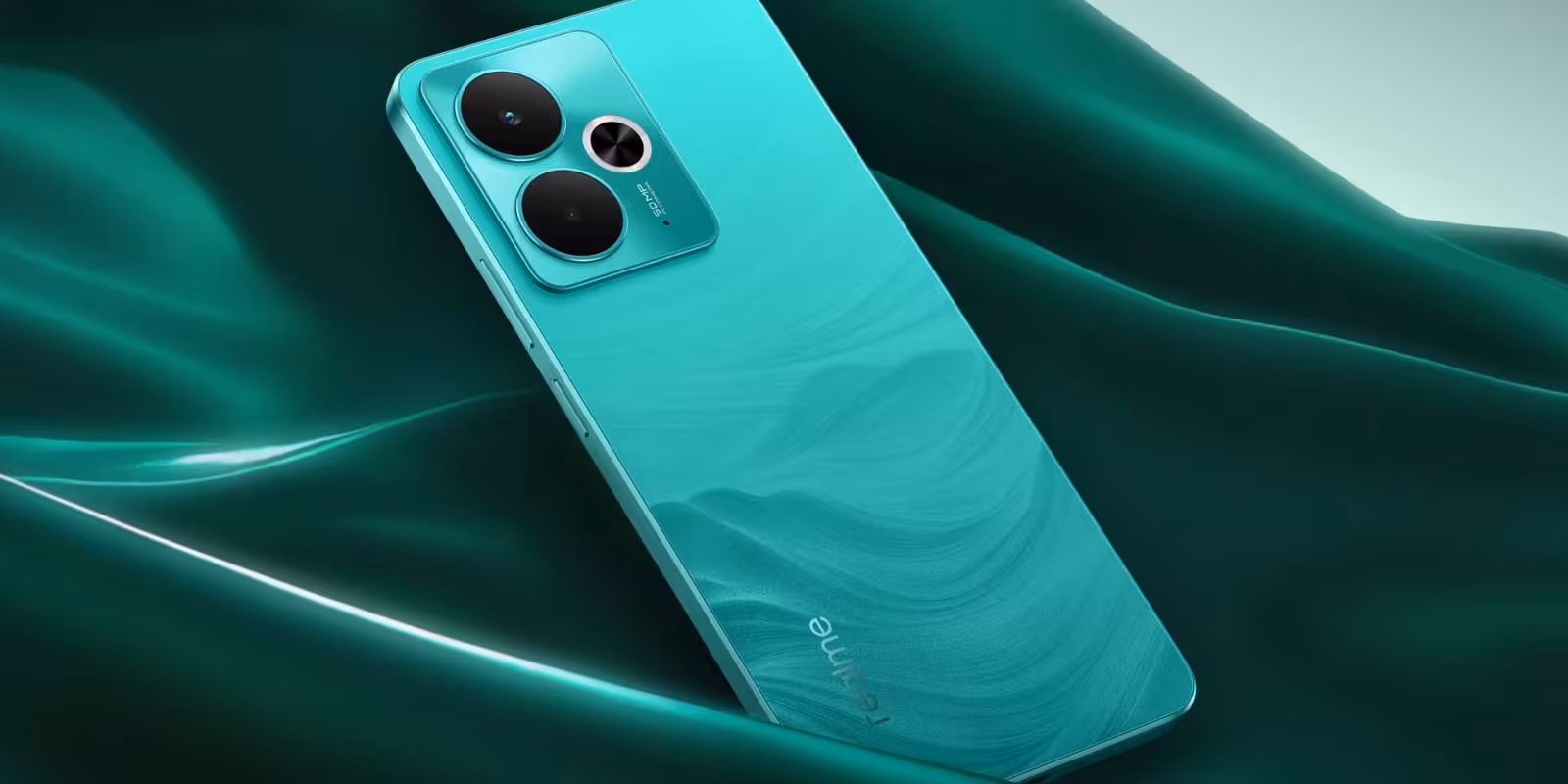 Realme подтвердил выход серии Realme 15 в Китае в сентябре 3 realme 14t in green colour