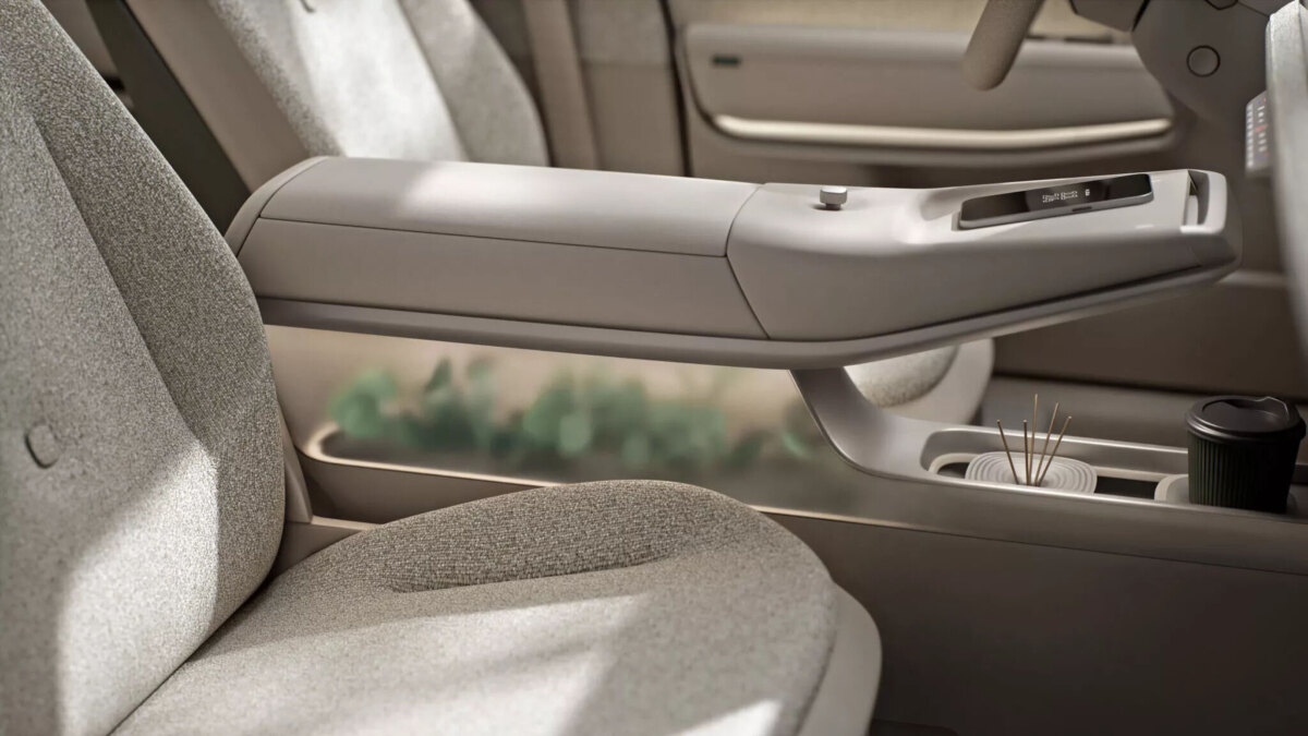 Volkswagen показал недорогой электрокроссовер ID.Cross в Мюнхене 13 4376616