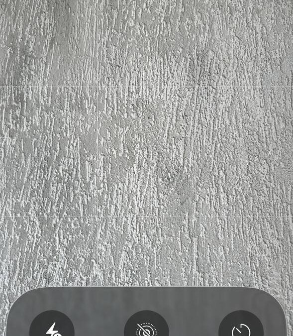 Обзор iOS 26: «жидкое стекло», фон в чате и многое другое 48 5386844422295125039