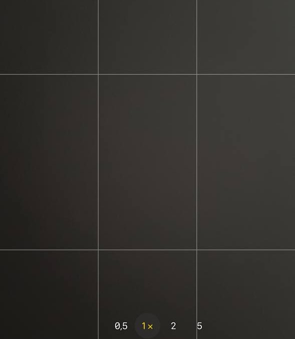 Обзор iOS 26: «жидкое стекло», фон в чате и многое другое 50 5386844422295125043