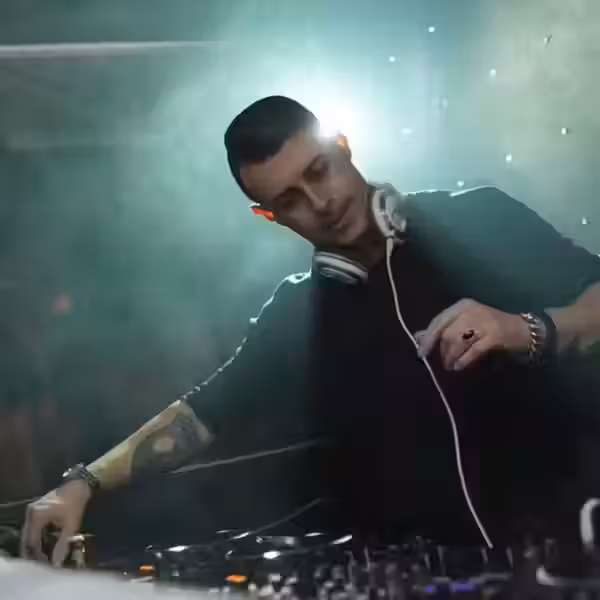 75a88e40 956d 11f0 9d9d 1563cbc40022