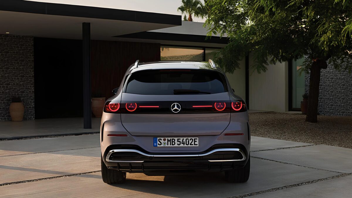 Mercedes представил электрический GLC с метровым дисплеем и уникальной светодиодной решёткой 7 xiaomi 15t pro 5.jpg 1