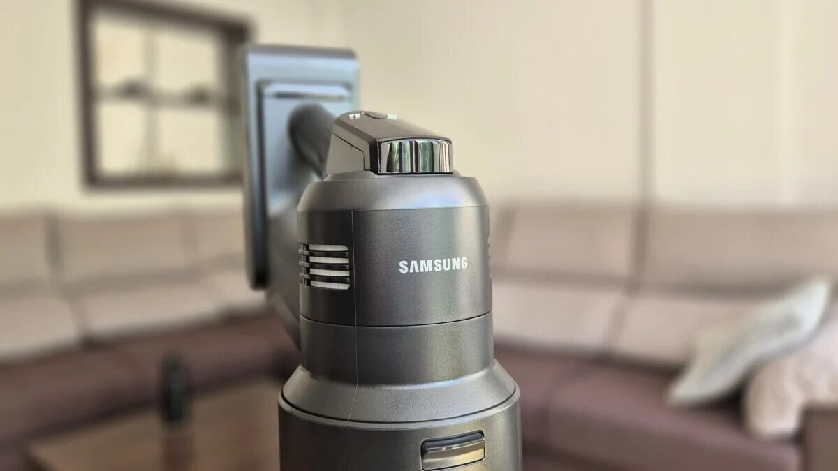 IFA 2025: Samsung представила робот-пылесос Bespoke AI Jet Bot Steam Ultra с распознаванием жидкостей 2 bespoke jet 1 1200x675 1